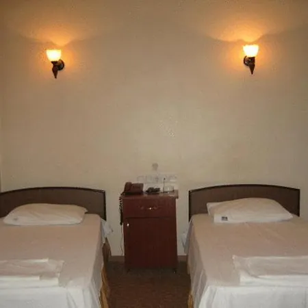 Atasayan Hotel 2*
